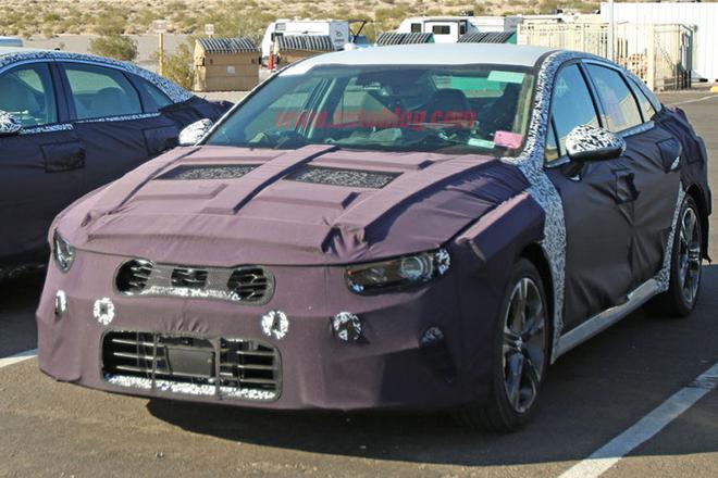 起亚全新一代K5谍照曝光 预计2020年推出