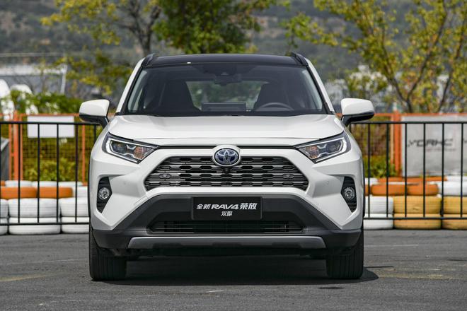 一汽丰田全新RAV4荣放正式上市 售价17.48-25.88万元