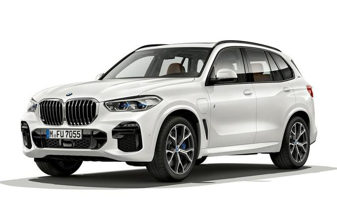 全新宝马X5 xDrive45e上市 售84.99万元
