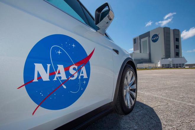 NASA确认28日发射航天飞机 Model X成为宇航员接驳专车