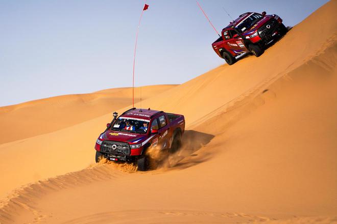 沙漠尽情刷锅 长城炮“炮火联盟”集结阿拉善英雄会