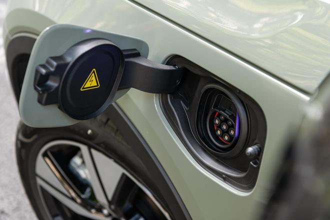 引领健康生活方式 沃尔沃XC40 纯电版领跑上海马拉松