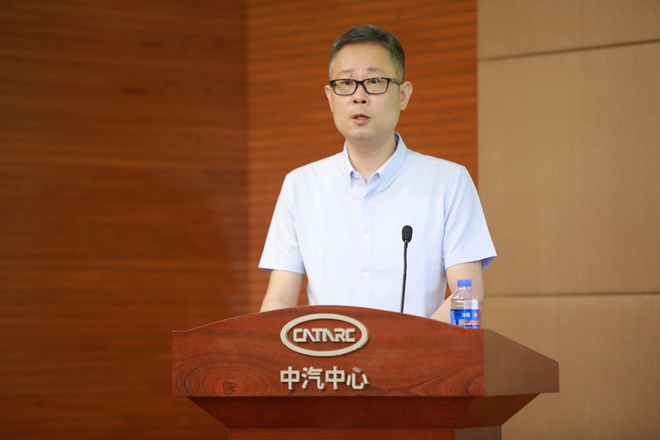 中汽测评管理中心副主任李向荣对此次C-NCAP成绩车型进行解读