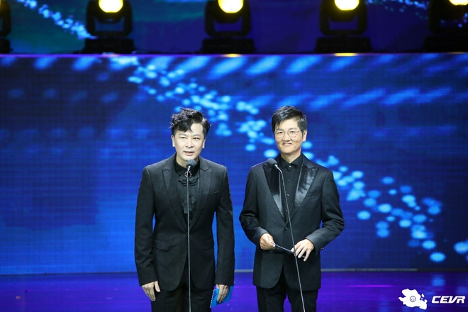 各显神通 环青海湖电动汽车挑战赛落幕