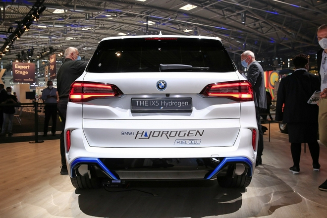 2021慕尼黑车展：解析宝马iX5 Hydrogen原型车