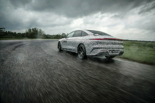 威廉姆斯助力调教 智己L7底盘解析