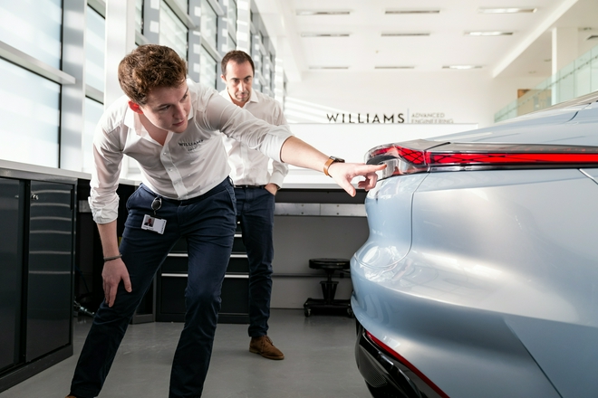 威廉姆斯助力调教 智己L7底盘解析