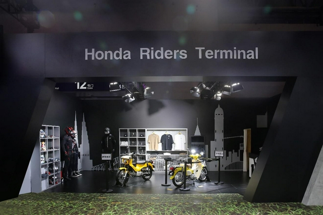 骑上 Honda，即刻出发!Honda 豪华阵容亮相重庆摩展!