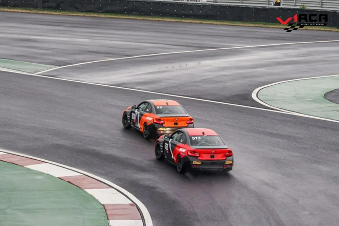 雨中角逐 V1场地挑战赛官方测试圆满落幕