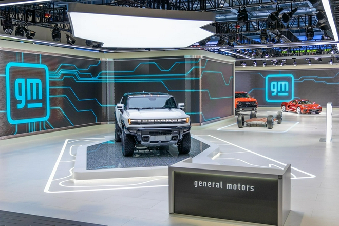 2021进博会：通用GMC HUMMER纯电悍马超级皮卡亮相