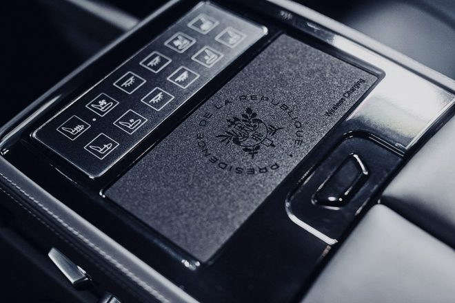 法国总统马克龙新座驾DS 7 Crossback正式亮相 配备插混四驱系统