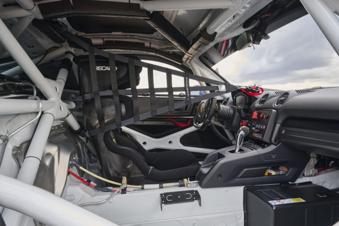 718 Cayman GT4 RS领衔 保时捷多车亮相洛杉矶车展