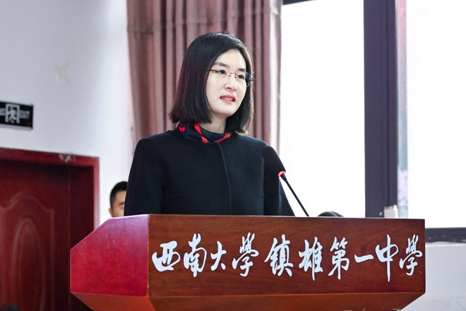 新梦想 第一棒，走进云南镇雄一中，拉开一汽红旗公益筑梦人探访活动序幕