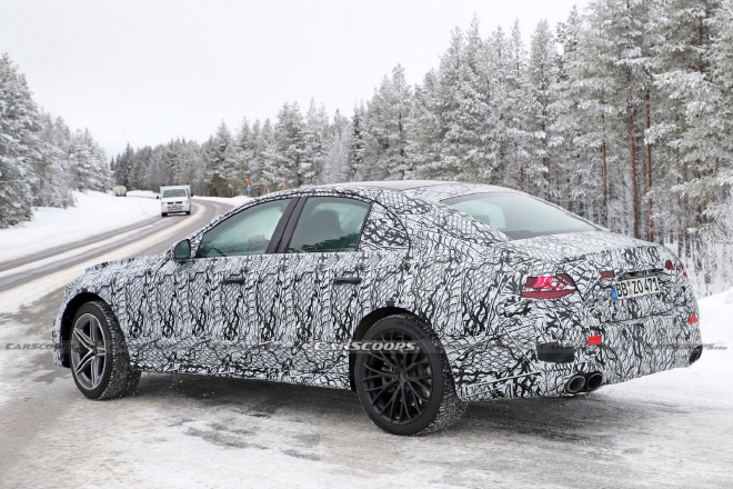 全新梅赛德斯-AMG E53e谍照首曝 或借用C63插混动力