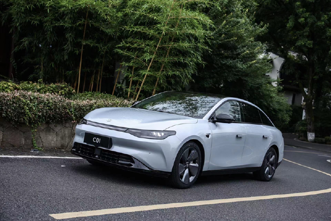 7月新势力交卷 哪吒零跑反超蔚小理