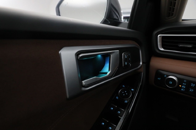 全新福特探险者开启预售 30.98万元起