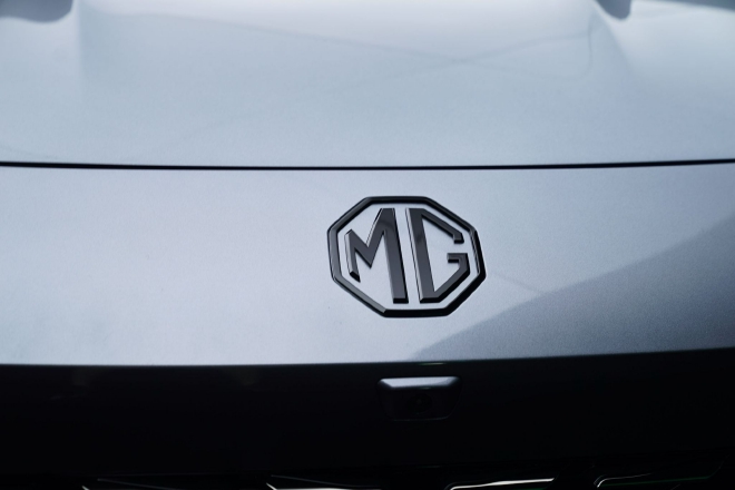 实拍MG7：黑标序列首款旗舰车型