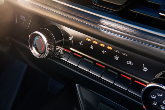 雪佛兰新款科鲁泽正式上市 售价9.49-10.89万元