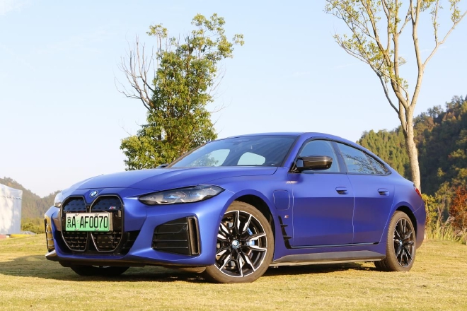 让豪华纯电出行更具驾驶乐趣 宝马i家族全系体验