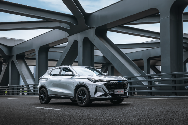 10万级运动SUV首选，欧尚X5 PLUS开启预售