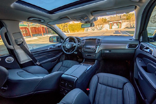 北京BJ90山河经典版上市 47.8万元起售