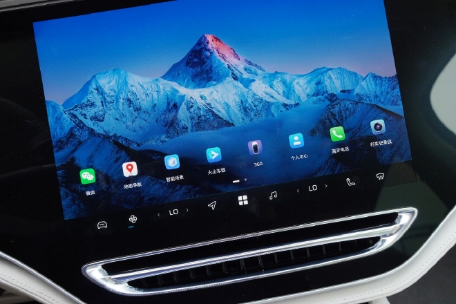 针对多元化使用场景 飞凡R7迎来首次整车OTA进化