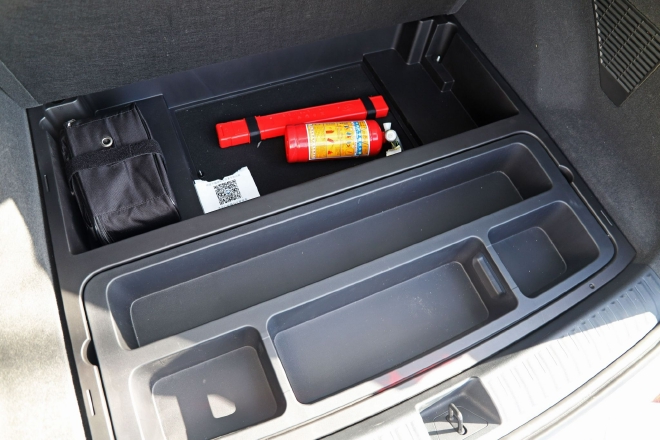 错位竞争的优势 静态体验别克E5