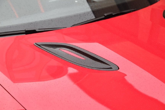 潮酷时尚又好玩 静态体验哪吒GT纯电小跑车