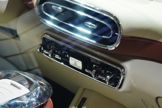 2023上海车展探馆：2023款欧拉芭蕾猫