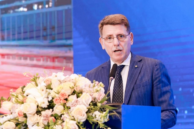 大咖云集黄浦江畔，开启汽车 新航海时代