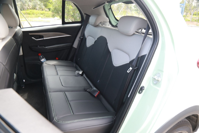 小可爱也有大出行 试驾云度云兔