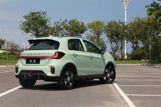 小可爱也有大出行 试驾云度云兔