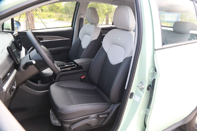 小可爱也有大出行 试驾云度云兔