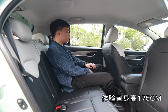 小可爱也有大出行 试驾云度云兔