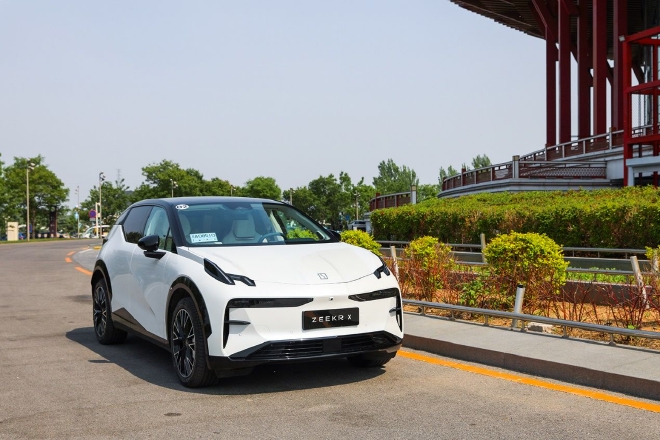 试驾极氪X 小身体有大能量