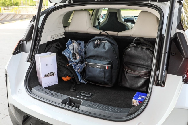 试驾极氪X 小身体有大能量