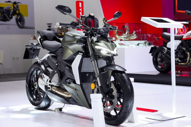2023北京国际摩托车展:杜卡迪全新Diavel V4首秀 2023北京国际摩托车展:杜卡迪全新Diavel V4首秀