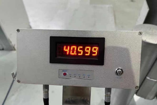 “神盾”加身，吉利银河L7通过整车级电池安全测试