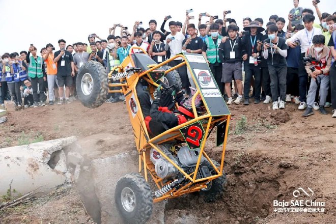 第七届中国汽车工程学会巴哈大赛圆满落幕