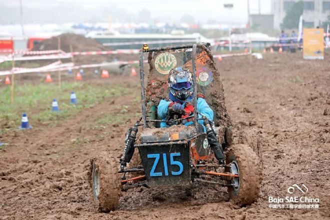 第七届中国汽车工程学会巴哈大赛圆满落幕