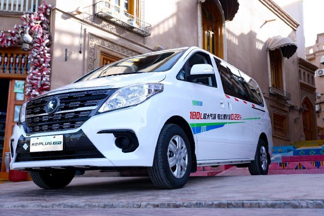 售价11.29-14.39万元 2023款菱智PLUS CNG正式上市