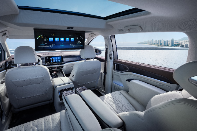 2023粤港澳大湾区车展：油电并举 上汽大众大众品牌全车系亮相