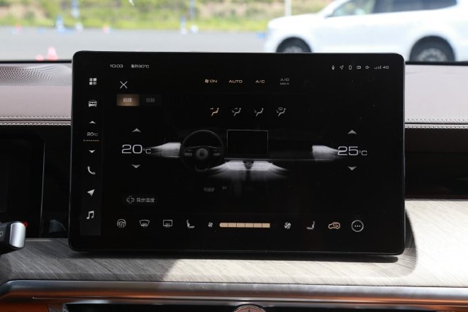 铁汉柔情 试驾坦克500 Hi4-T