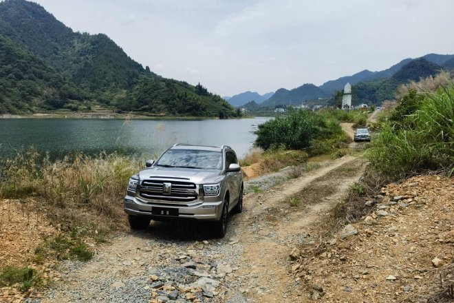 铁汉柔情 试驾坦克500 Hi4-T