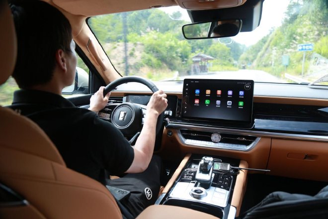 铁汉柔情 试驾坦克500 Hi4-T