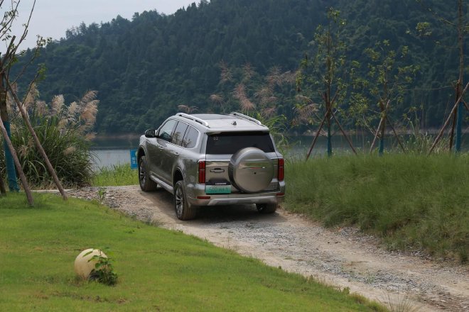 铁汉柔情 试驾坦克500 Hi4-T