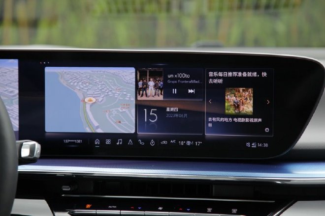 空间够大配置全 试驾别克E4纯电轿跑SUV