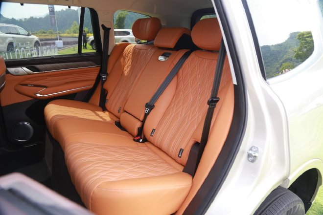 铁汉柔情 试驾坦克500 Hi4-T