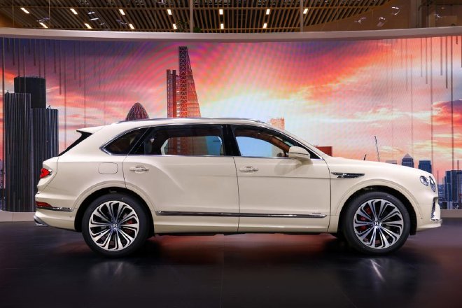 2023粤港澳大湾区车展：宾利汽车携最新产品阵容亮相