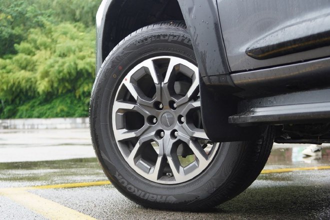 享受休闲时光 试驾大通MAXUS星际H汽油版